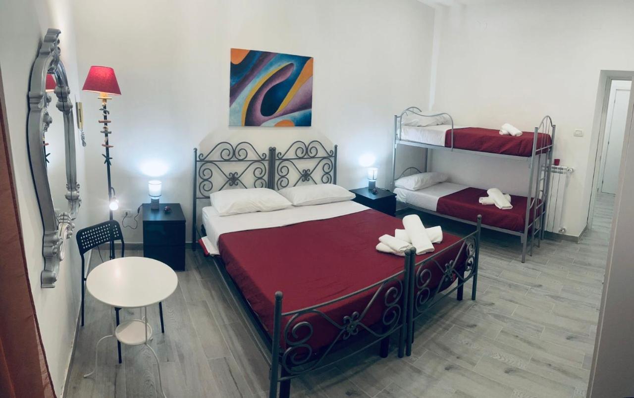 Home San Gennaro 5 Наполи Екстериор снимка
